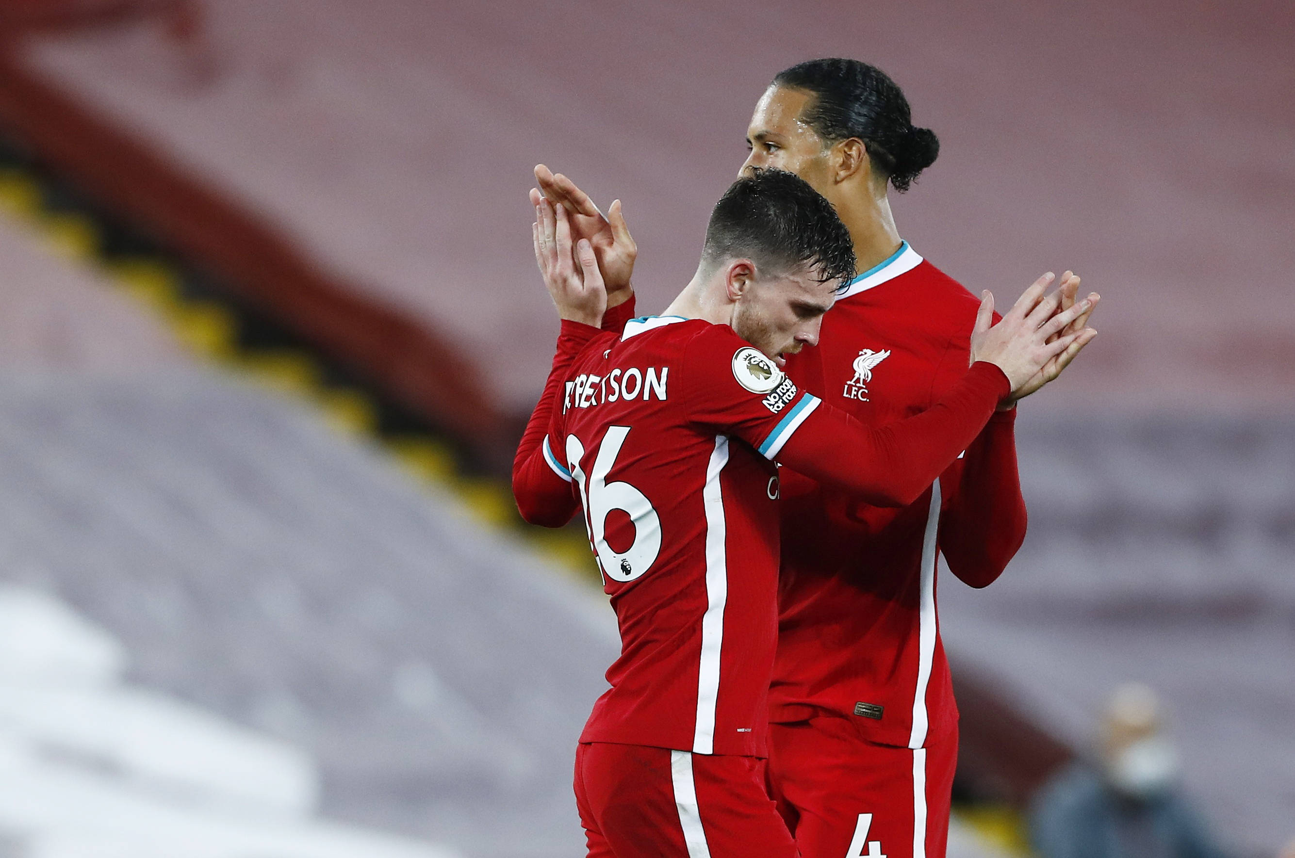 他的表现不 他的表现不